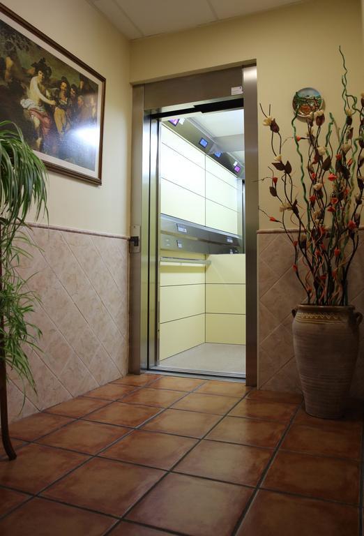 Hostal Palomares Salobrena Luaran gambar